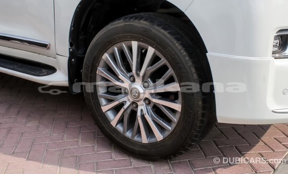 Buy Import Toyota Land Cruiser White Car in Import - Dubai in Abhasia Buy Import Toyota Land Cruiser White Car in Import - Dubai in Abhasia
