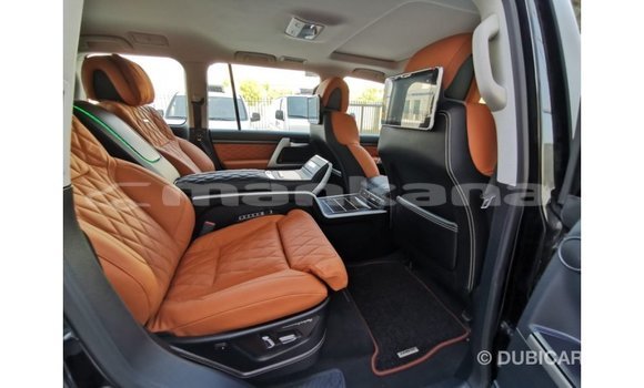 Buy Import Toyota Land Cruiser Black Car in Import - Dubai in Abhasia Buy Import Toyota Land Cruiser Black Car in Import - Dubai in Abhasia