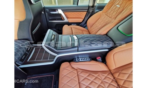 Buy Import Toyota Land Cruiser Black Car in Import - Dubai in Abhasia Buy Import Toyota Land Cruiser Black Car in Import - Dubai in Abhasia