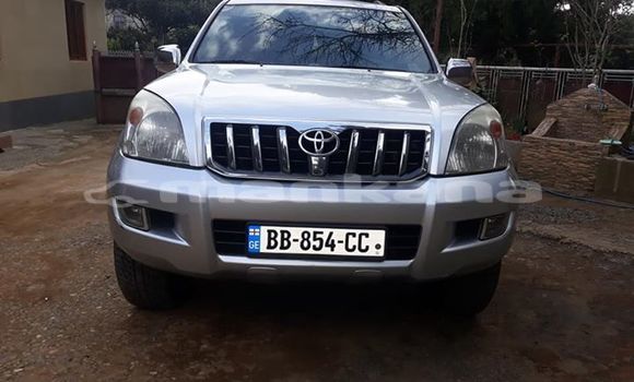 Buy Used Toyota Land Cruiser Prado Silver Car in Batumi in Ajaria Buy Used Toyota Land Cruiser Prado Silver Car in Batumi in Ajaria