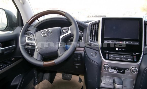 Buy Import Toyota Land Cruiser Black Car in Import - Dubai in Abhasia Buy Import Toyota Land Cruiser Black Car in Import - Dubai in Abhasia
