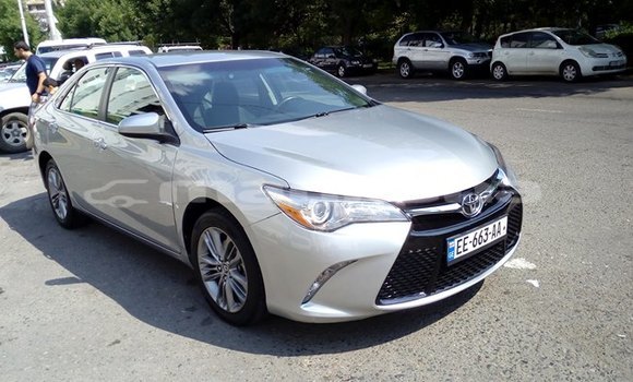 Buy Used Toyota Camry Silver Car in Tbilisi in Tbilisi
