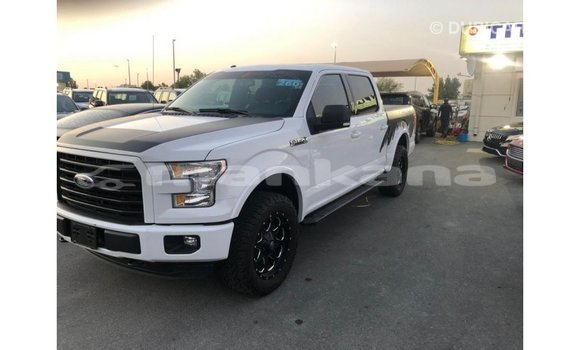 Buy Import Ford V8 White Car in Import - Dubai in Abhasia Buy Import Ford V8 White Car in Import - Dubai in Abhasia