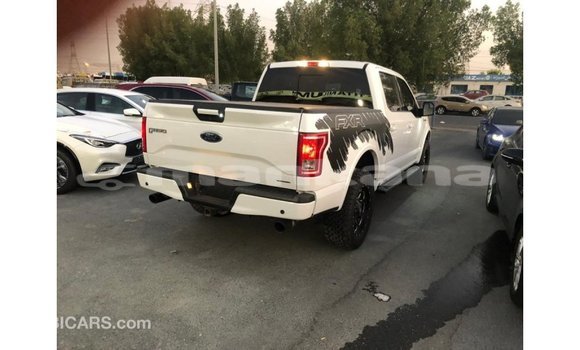 Buy Import Ford V8 White Car in Import - Dubai in Abhasia Buy Import Ford V8 White Car in Import - Dubai in Abhasia