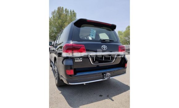 Buy Import Toyota Land Cruiser Black Car in Import - Dubai in Abhasia Buy Import Toyota Land Cruiser Black Car in Import - Dubai in Abhasia