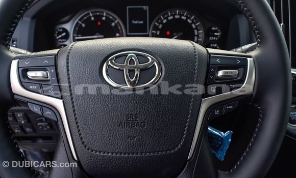 Buy Import Toyota Land Cruiser White Car in Import - Dubai in Abhasia Buy Import Toyota Land Cruiser White Car in Import - Dubai in Abhasia