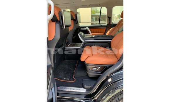Buy Import Toyota Land Cruiser Black Car in Import - Dubai in Abhasia Buy Import Toyota Land Cruiser Black Car in Import - Dubai in Abhasia