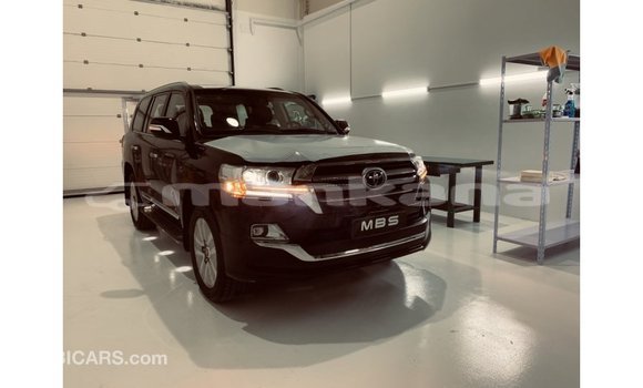 Buy Import Toyota Land Cruiser Black Car in Import - Dubai in Abhasia Buy Import Toyota Land Cruiser Black Car in Import - Dubai in Abhasia