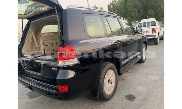 Buy Import Toyota Land Cruiser Black Car in Import - Dubai in Abhasia Buy Import Toyota Land Cruiser Black Car in Import - Dubai in Abhasia
