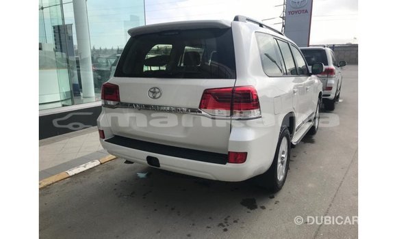 Buy Import Toyota Land Cruiser White Car in Import - Dubai in Abhasia Buy Import Toyota Land Cruiser White Car in Import - Dubai in Abhasia