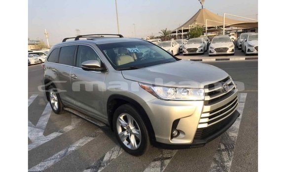 Buy Import Toyota Highlander Beige Car in Import - Dubai in Abhasia Buy Import Toyota Highlander Beige Car in Import - Dubai in Abhasia