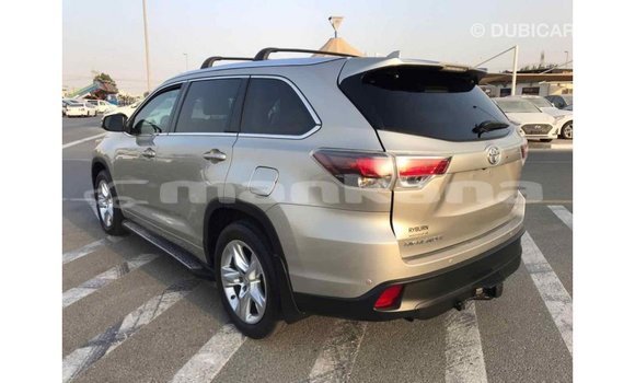 Buy Import Toyota Highlander Beige Car in Import - Dubai in Abhasia Buy Import Toyota Highlander Beige Car in Import - Dubai in Abhasia