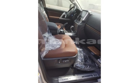 Buy Import Toyota Land Cruiser Brown Car in Import - Dubai in Abhasia Buy Import Toyota Land Cruiser Brown Car in Import - Dubai in Abhasia
