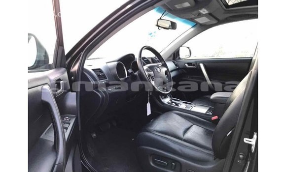 Buy Import Toyota Highlander Black Car in Import - Dubai in Abhasia Buy Import Toyota Highlander Black Car in Import - Dubai in Abhasia