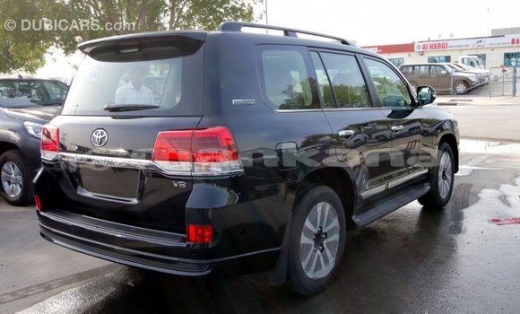 Buy Import Toyota Land Cruiser Black Car in Import - Dubai in Abhasia Buy Import Toyota Land Cruiser Black Car in Import - Dubai in Abhasia