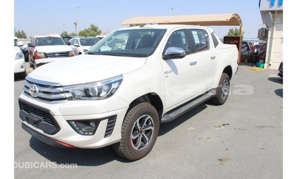 Buy Import Toyota Hilux White Car in Import - Dubai in Abhasia Buy Import Toyota Hilux White Car in Import - Dubai in Abhasia