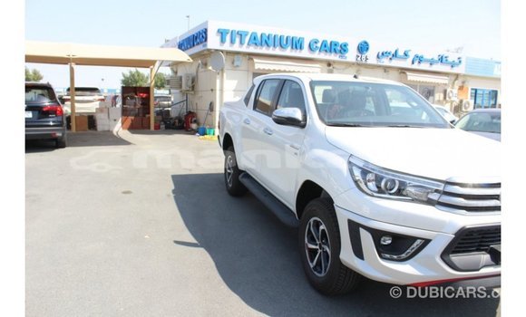 Buy Import Toyota Hilux White Car in Import - Dubai in Abhasia Buy Import Toyota Hilux White Car in Import - Dubai in Abhasia