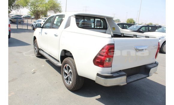 Buy Import Toyota Hilux White Car in Import - Dubai in Abhasia Buy Import Toyota Hilux White Car in Import - Dubai in Abhasia