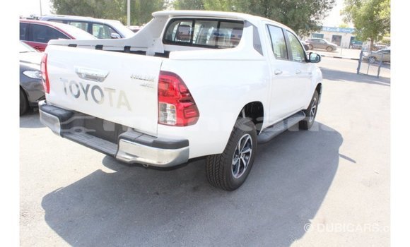 Buy Import Toyota Hilux White Car in Import - Dubai in Abhasia Buy Import Toyota Hilux White Car in Import - Dubai in Abhasia