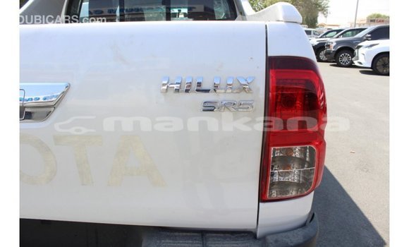Buy Import Toyota Hilux White Car in Import - Dubai in Abhasia Buy Import Toyota Hilux White Car in Import - Dubai in Abhasia