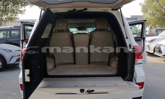 Buy Import Toyota Land Cruiser White Car in Import - Dubai in Abhasia Buy Import Toyota Land Cruiser White Car in Import - Dubai in Abhasia