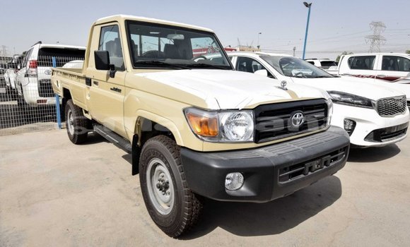 Buy Import Toyota Land Cruiser Beige Car in Import - Dubai in Abhasia Buy Import Toyota Land Cruiser Beige Car in Import - Dubai in Abhasia