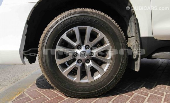 Buy Import Toyota Prado White Car in Import - Dubai in Abhasia Buy Import Toyota Prado White Car in Import - Dubai in Abhasia