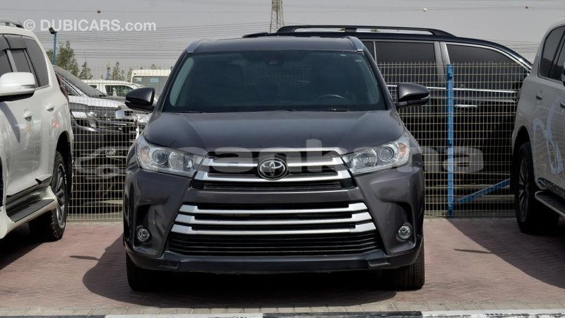 Big with watermark toyota highlander abhasia import dubai 1603