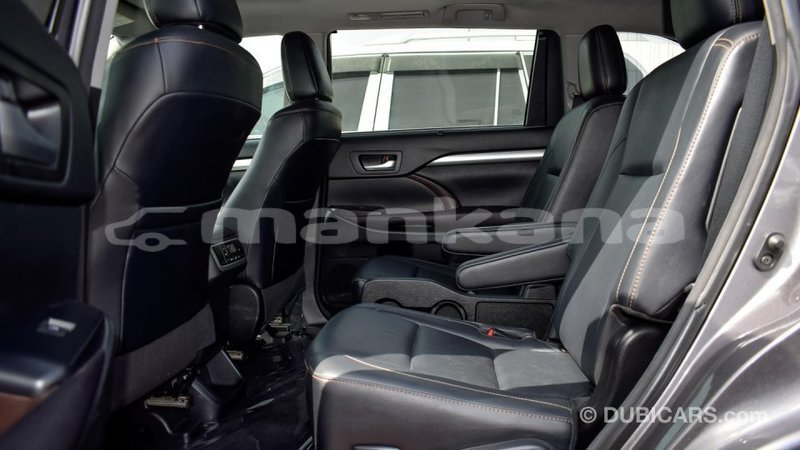 Big with watermark toyota highlander abhasia import dubai 1603