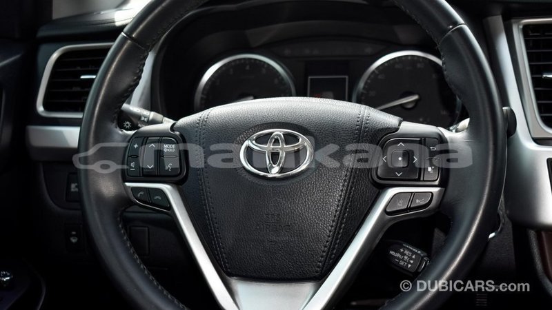 Big with watermark toyota highlander abhasia import dubai 1603