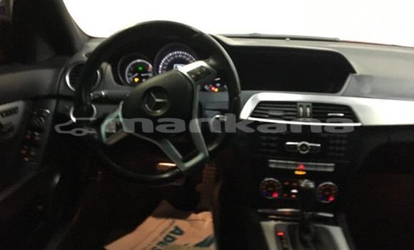 Buy Used Mercedes-Benz C-klasse Red Car in Tbilisi in Tbilisi Buy Used Mercedes-Benz C-klasse Red Car in Tbilisi in Tbilisi