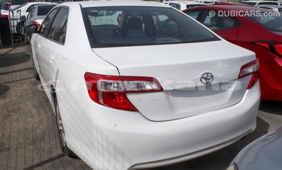 Buy Import Toyota Camry White Car in Import - Dubai in Abhasia Buy Import Toyota Camry White Car in Import - Dubai in Abhasia