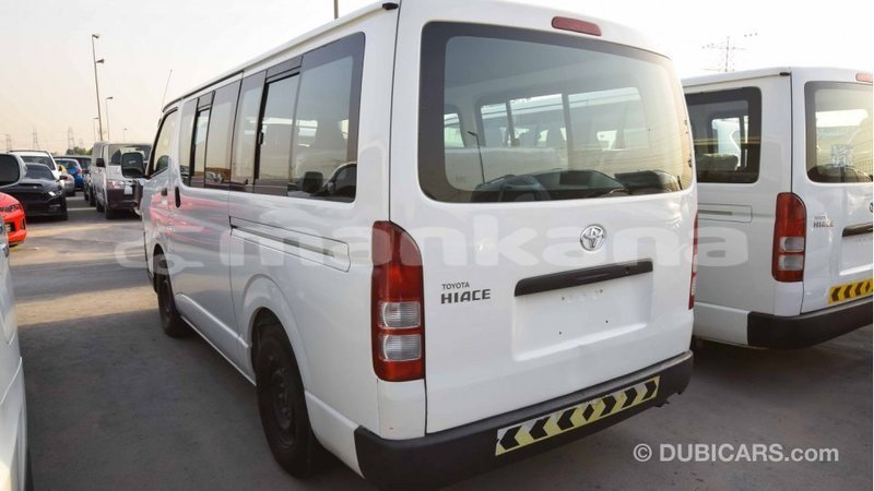 Big with watermark toyota hiace abhasia import dubai 1616