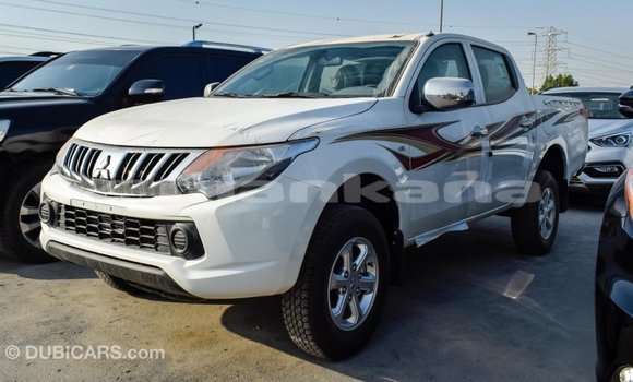 Buy Import Mitsubishi L200 White Car in Import - Dubai in Abhasia Buy Import Mitsubishi L200 White Car in Import - Dubai in Abhasia