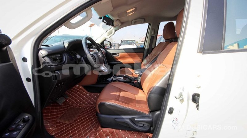 Big with watermark toyota fortuner abhasia import dubai 1627