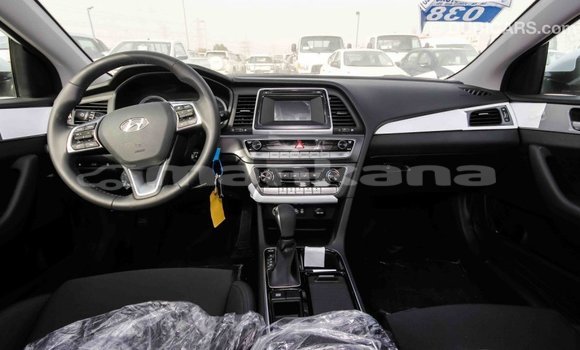 Buy Import Hyundai Sonata White Car in Import - Dubai in Abhasia Buy Import Hyundai Sonata White Car in Import - Dubai in Abhasia