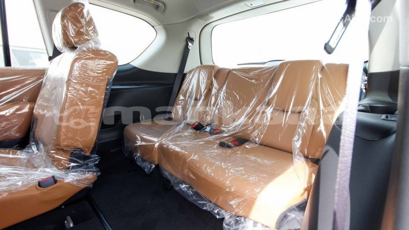 Big with watermark nissan patrol abhasia import dubai 1632