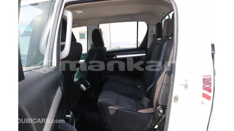 Big with watermark toyota hilux abhasia import dubai 1641