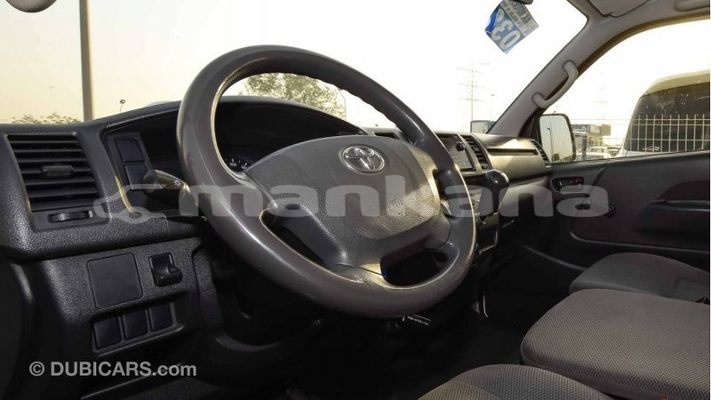 Big with watermark toyota hiace abhasia import dubai 1663