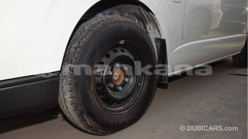 Big with watermark toyota hiace abhasia import dubai 1663