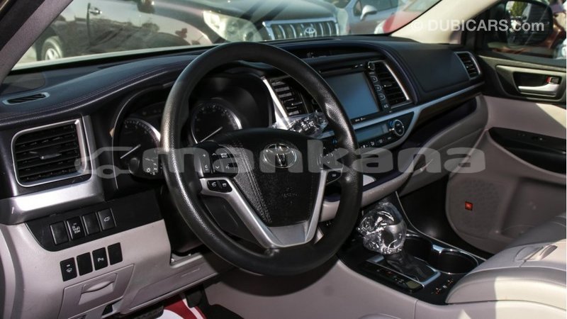 Big with watermark toyota highlander abhasia import dubai 1670