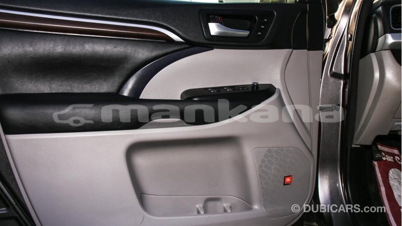 Big with watermark toyota highlander abhasia import dubai 1670