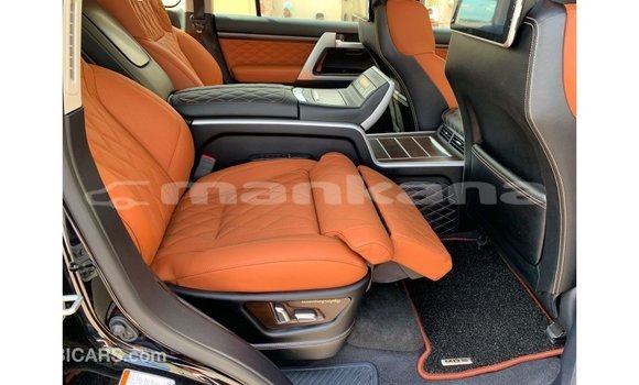 Buy Import Toyota Land Cruiser Black Car in Import - Dubai in Abhasia Buy Import Toyota Land Cruiser Black Car in Import - Dubai in Abhasia