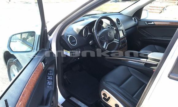 Buy Used Mercedes-Benz ML–Class Silver Car in Tbilisi in Tbilisi Buy Used Mercedes-Benz ML–Class Silver Car in Tbilisi in Tbilisi