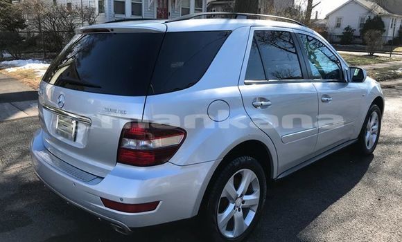 Buy Used Mercedes-Benz ML–Class Silver Car in Tbilisi in Tbilisi Buy Used Mercedes-Benz ML–Class Silver Car in Tbilisi in Tbilisi