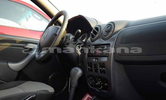 Buy Import Renault Duster White Car in Import - Dubai in Abhasia Buy Import Renault Duster White Car in Import - Dubai in Abhasia