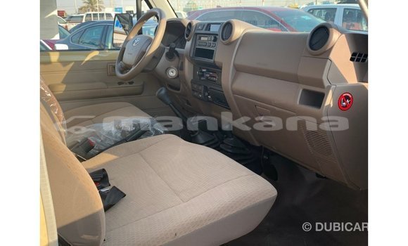 Buy Import Toyota Land Cruiser Beige Car in Import - Dubai in Abhasia Buy Import Toyota Land Cruiser Beige Car in Import - Dubai in Abhasia