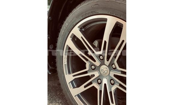 Buy Import Toyota Land Cruiser Black Car in Import - Dubai in Abhasia Buy Import Toyota Land Cruiser Black Car in Import - Dubai in Abhasia