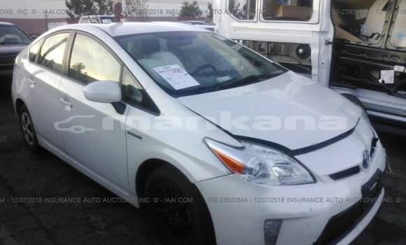 Buy Used Toyota Prius White Car in Tbilisi in Tbilisi Buy Used Toyota Prius White Car in Tbilisi in Tbilisi