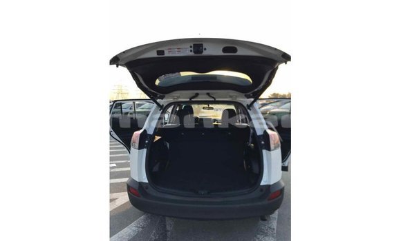 Buy Import Toyota HiAce White Truck in Import - Dubai in Abhasia Buy Import Toyota HiAce White Truck in Import - Dubai in Abhasia